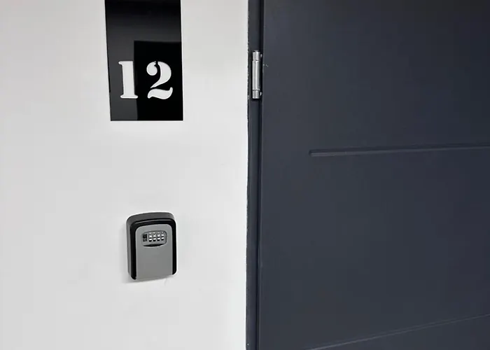 Brand New In The Center アパート *