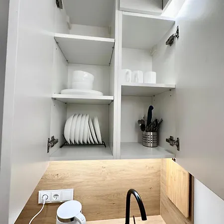 Brand New In The Center Apartment