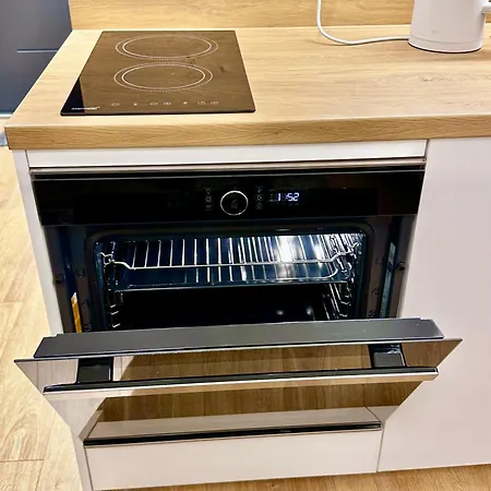 Apartment Brand New In The Center